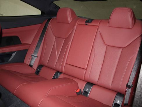 Used 2025 BMW 430i Coupe w/ M Sport Package image 16