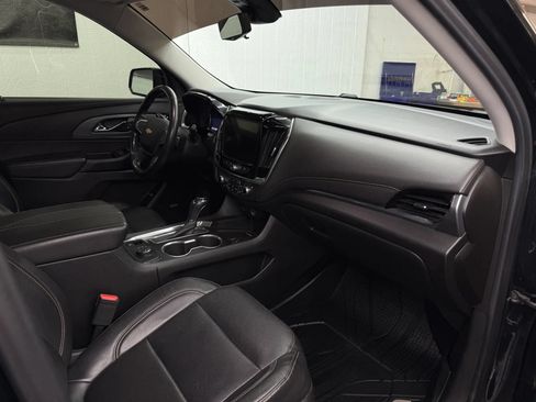 Used 2020 Chevrolet Traverse Premier w/ Redline Edition AWD/4WD image 7