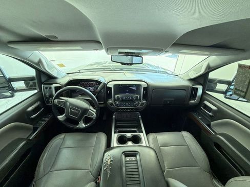Used 2018 GMC Sierra 2500 SLT w/ Driver Alert Package AWD/4WD image 20