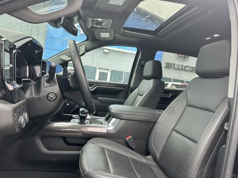 Used 2023 Chevrolet Silverado 1500 LTZ w/ LTZ Convenience Package II image 7