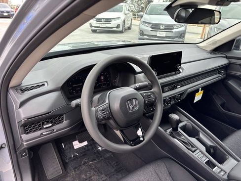 New 2025 Honda Accord SE image 17