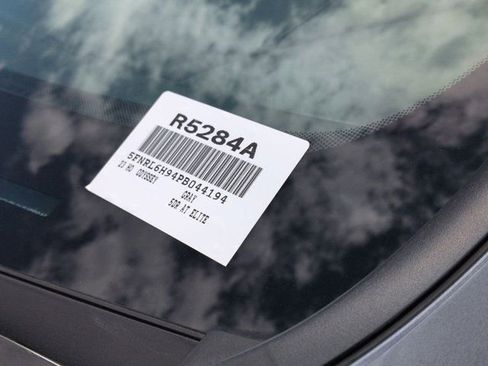 Used 2023 Honda Odyssey Elite image 19