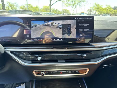 Used 2026 BMW X7 xDrive40i w/ Premium Package AWD/4WD image 27