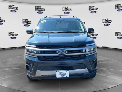 Used 2024 Ford Expedition XLT AWD/4WD image 9