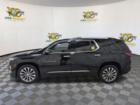 Used 2022 Chevrolet Traverse Premier AWD/4WD image 6