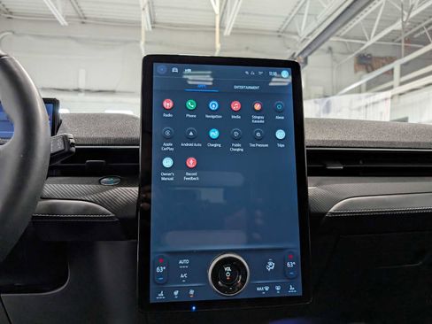 Used 2021 Ford Mustang Mach-E Premium image 33