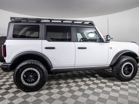 Used 2023 Ford Bronco Badlands w/ Sasquatch Package AWD/4WD image 4