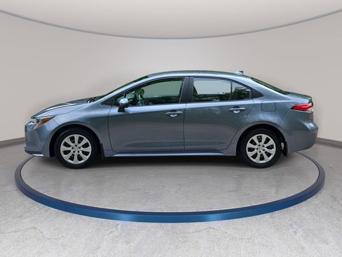 Used 2026 Toyota Corolla LE FWD image 8