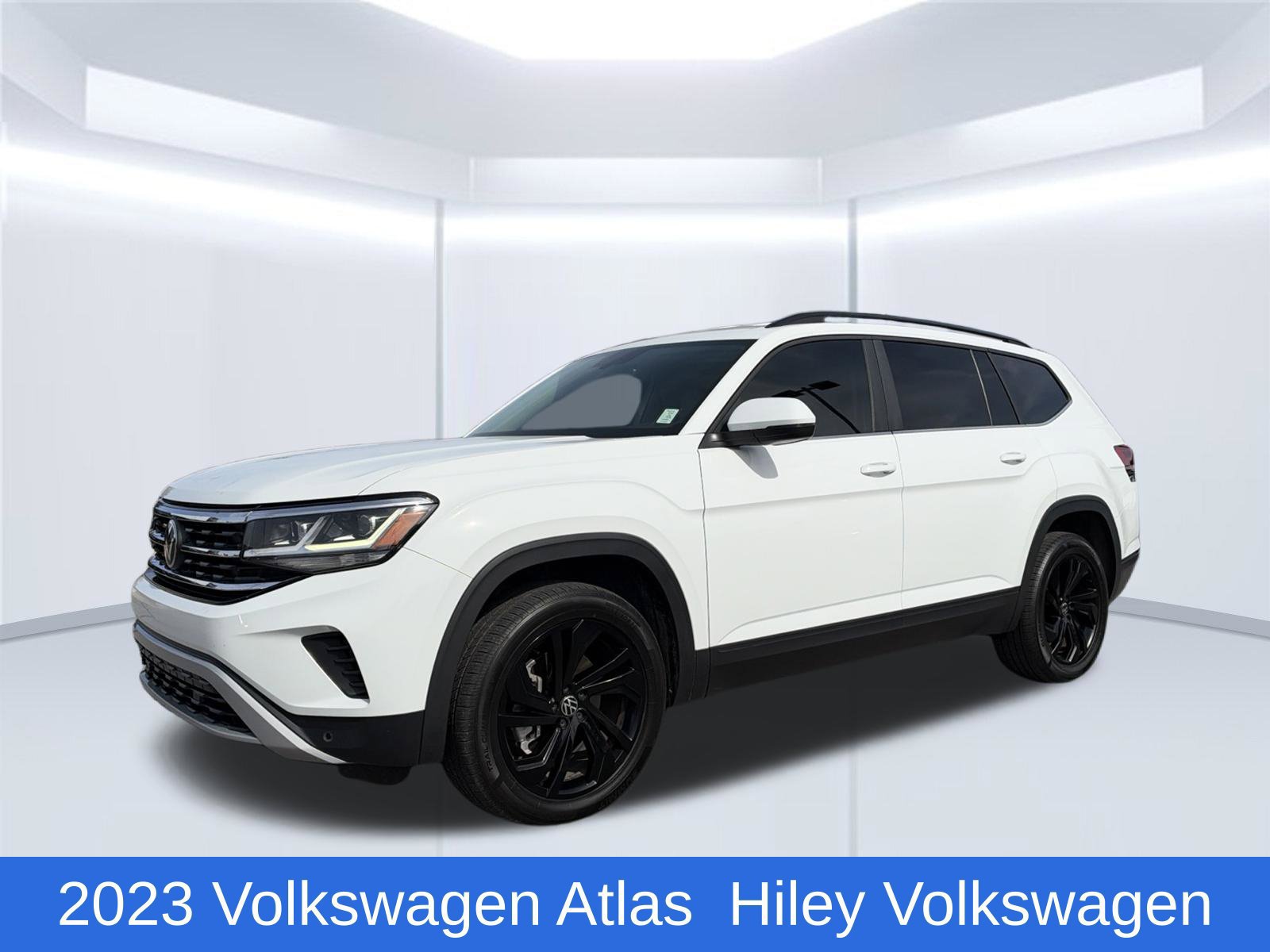 Used 2023 Volkswagen Atlas SE w/ Black Wheel Package FWD 360° Tour