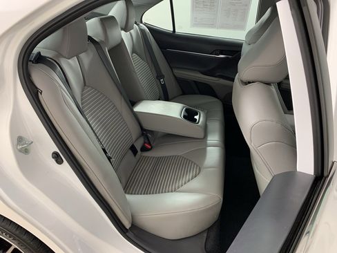 Used 2023 Toyota Camry SE image 24