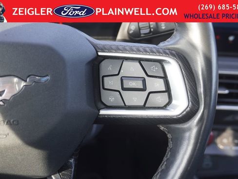 Used 2024 Ford Mustang Premium image 18