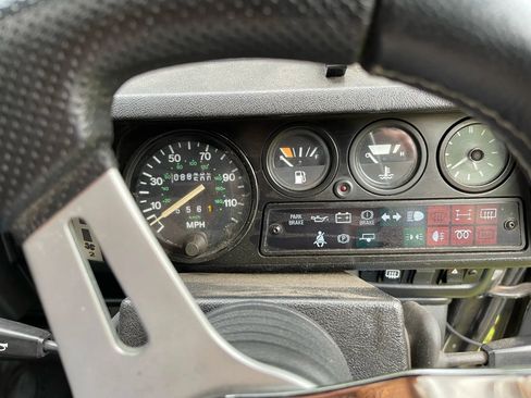 Used 1990 Land Rover Defender 110 image 17