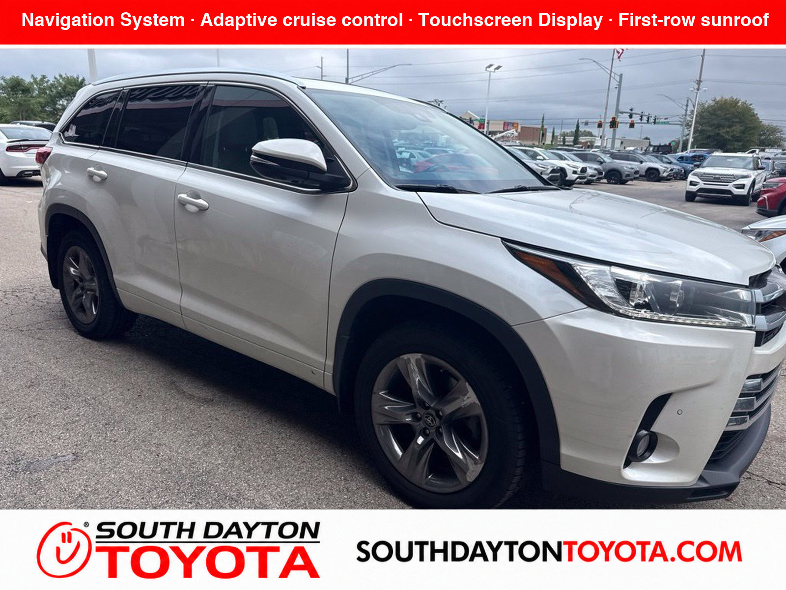Used 2017 Toyota Highlander Limited Platinum AWD/4WD image 1