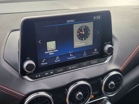 Used 2025 Nissan Sentra SR image 16