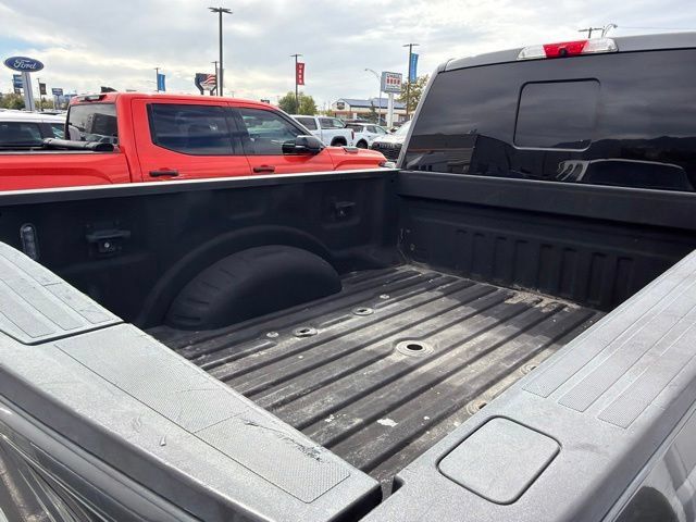 Used 2019 Ford F350 Platinum w/ Platinum Ultimate Package AWD/4WD image 24