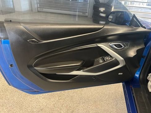 Used 2017 Chevrolet Camaro LT RWD image 24