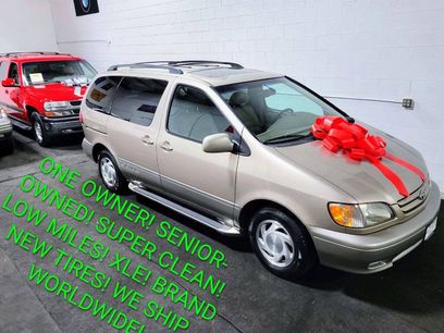 Used 2002 Toyota Sienna XLE w/ XLE Luxury Pkg