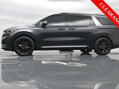 Used 2023 Kia Carnival SX Prestige image 57