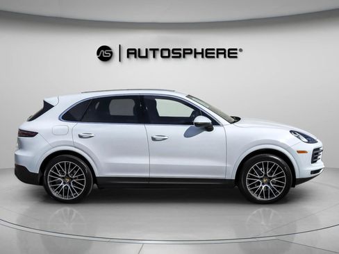 Used 2019 Porsche Cayenne image 11
