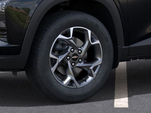 New 2026 Chevrolet Trax LT w/ Driver Confidence Package image 33
