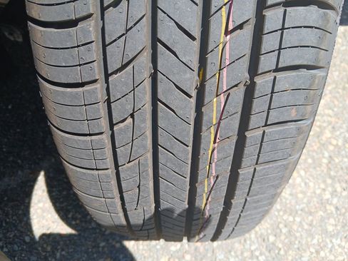 New 2025 Volkswagen Taos S image 26