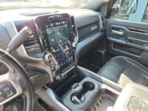 Used 2022 RAM 2500 Laramie AWD/4WD image 9