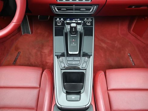 Used 2021 Porsche 911 Carrera S image 8