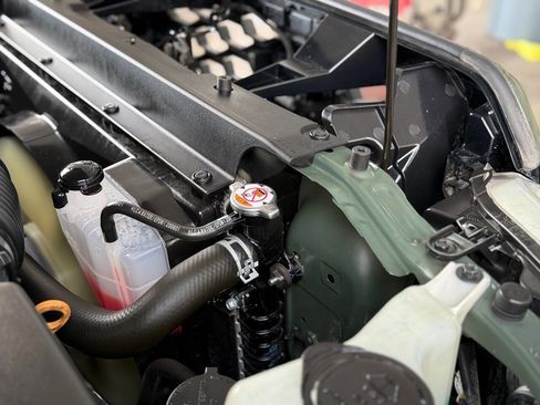 Used 2021 Toyota Tacoma TRD Sport image 95