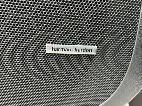 New 2026 Subaru Ascent Limited image 17