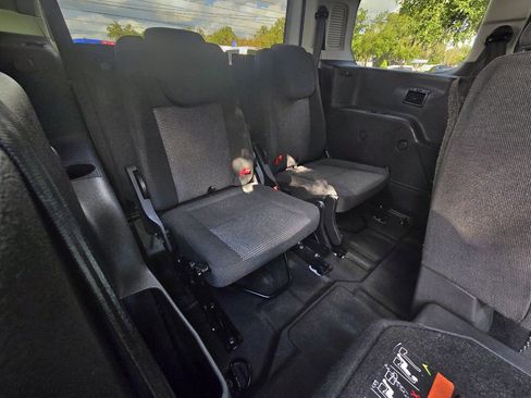 Used 2017 Ford Transit Connect XL image 29