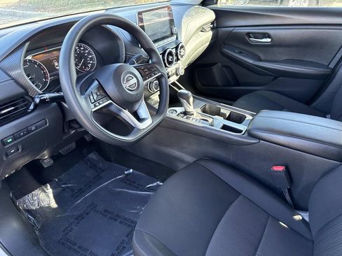 Certified 2024 Nissan Sentra SV image 21