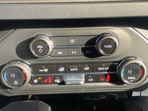 Certified 2025 Ford Bronco Badlands image 15