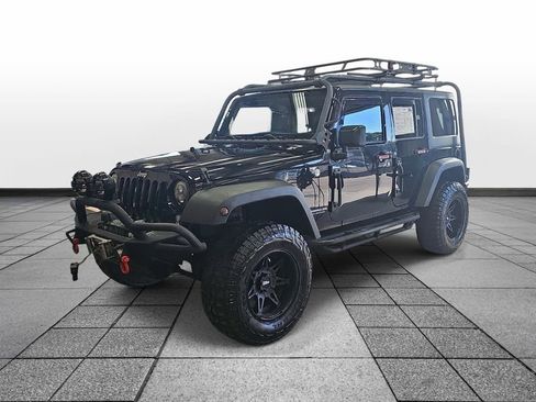 Used 2015 Jeep Wrangler Unlimited Rubicon w/ Connectivity Group AWD/4WD image 1