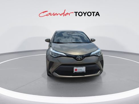 Certified 2021 Toyota C-HR XLE FWD image 3