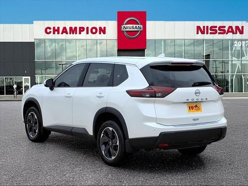 New 2026 Nissan Rogue SV image 5