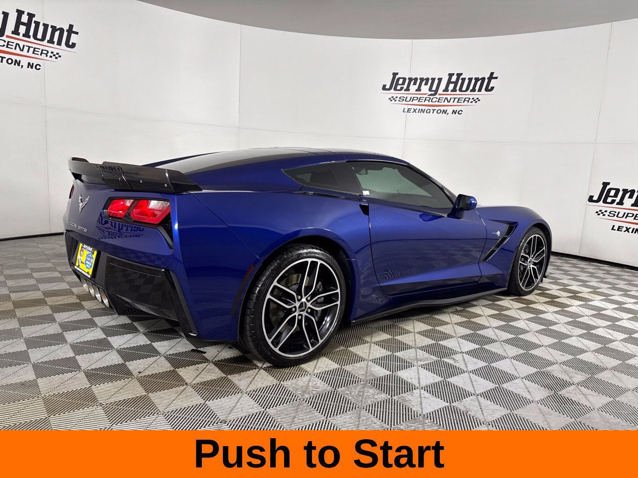 Used 2017 Chevrolet Corvette Stingray Coupe w/ 1LT RWD image 5