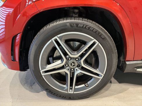 Used 2022 Mercedes-Benz GLS 450 4MATIC w/ AMG Line Exterior image 14