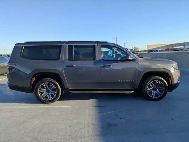 Certified 2024 Jeep Wagoneer L Series II w/ Flexible Seating Group AWD/4WD image 2