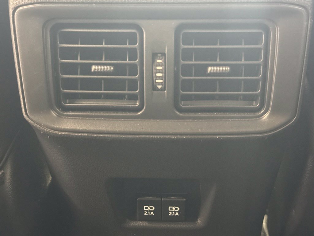 Used 2020 Toyota RAV4 XLE w/ Convenience Package AWD/4WD image 21