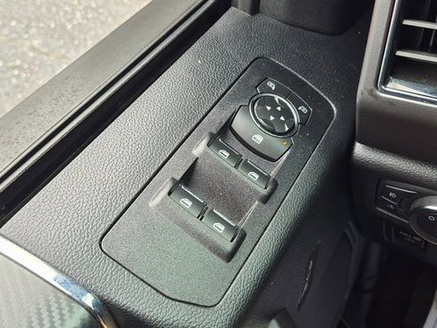 Used 2019 Ford F150 XLT w/ Equipment Group 302A Luxury image 24