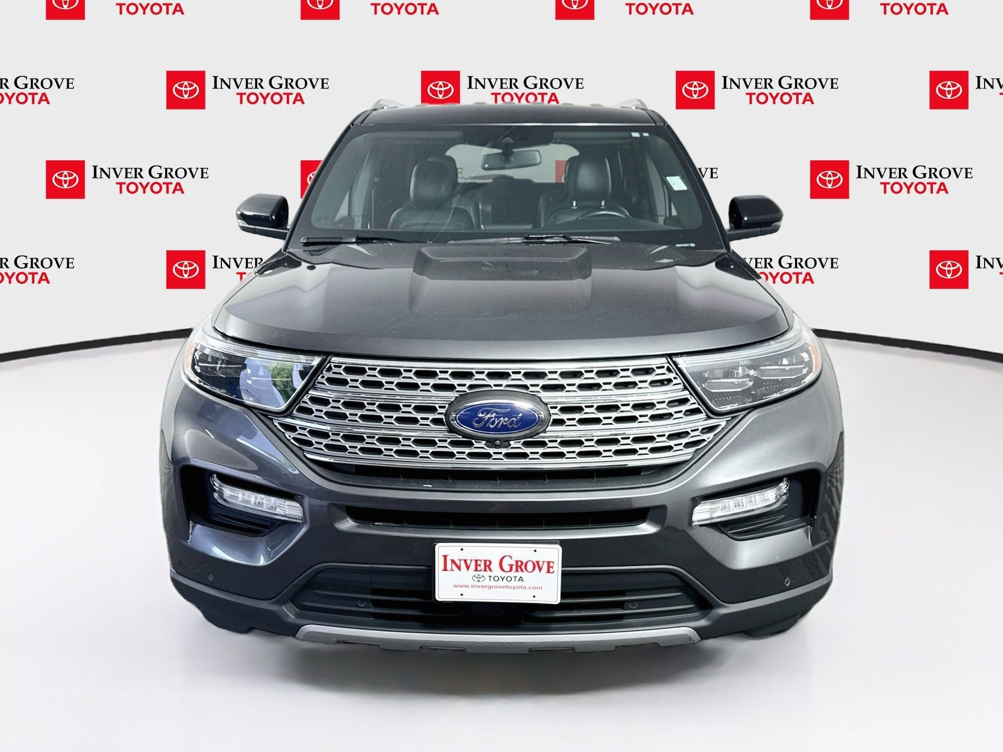 Used 2020 Ford Explorer Limited w/ Class III Trailer Tow Package AWD/4WD image 2