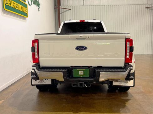 Used 2023 Ford F450 Lariat w/ Lariat Ultimate Package AWD/4WD image 7
