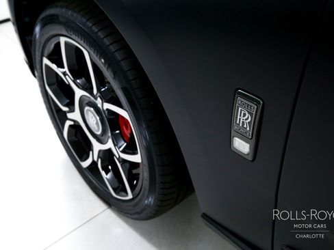 Used 2020 Rolls-Royce Cullinan Black Badge AWD/4WD image 44