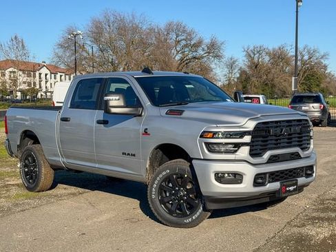 New 2026 RAM 2500 Big Horn AWD/4WD image 2
