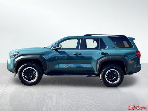 Certified 2026 Toyota 4Runner TRD Off-Road AWD/4WD image 2