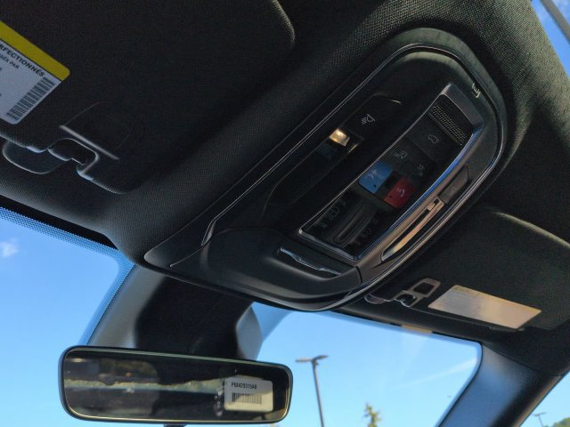 New 2027 Jeep Grand Cherokee Altitude RWD image 20