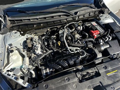 Used 2024 Nissan Altima 2.5 SV image 24