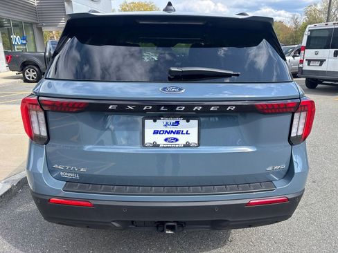 New 2026 Ford Explorer Active AWD/4WD image 4