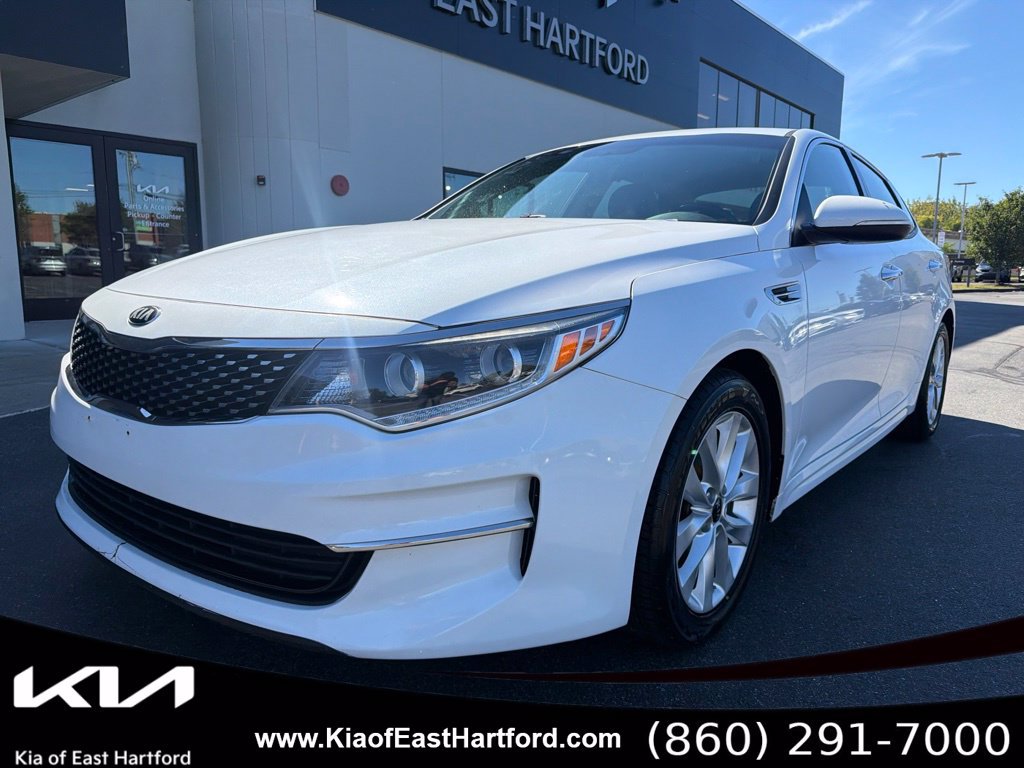 Used 2017 Kia Optima EX FWD image 3