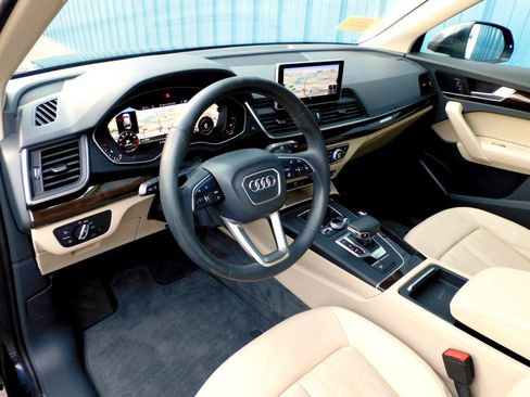 Used 2018 Audi Q5 2.0T Premium Plus w/ Premium Plus Package image 13